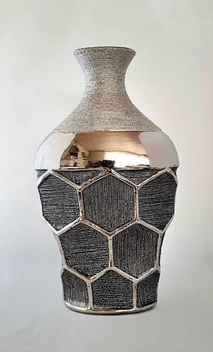Runde Vase mit Wabenmuster